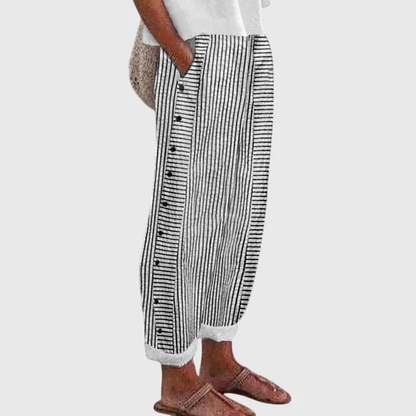 SILVIA | Pantalón de Rayas con Botones